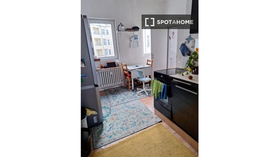 Apartment Berlin, 3 beds, 67m² — photo 3