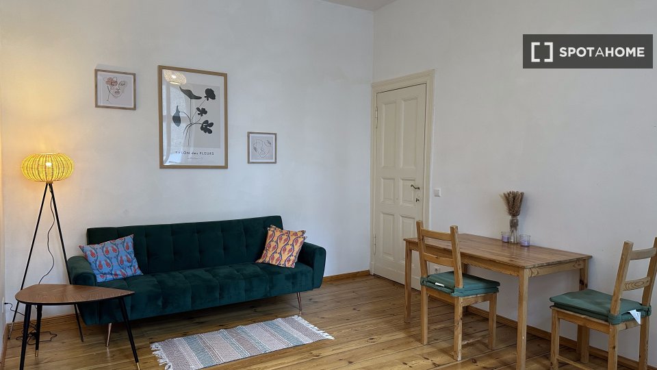 Apartment Berlin, 1 bed, 40m² — photo 1