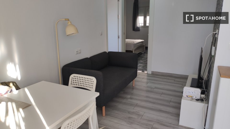 Apartment Granada, 3 beds, 65m² — photo 33