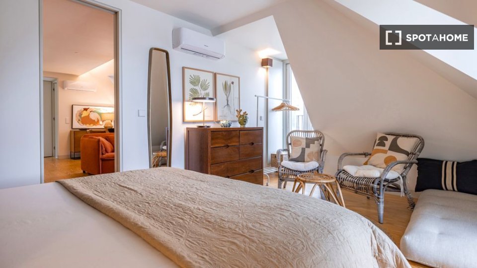 Apartment Lisbon, 1 bed — photo 17