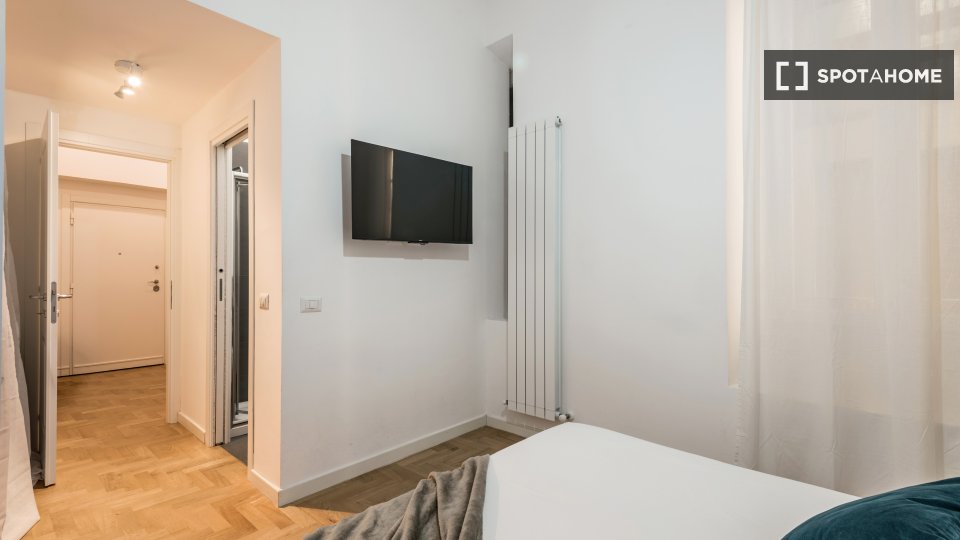 Apartment Rome, 1 bed — photo 8