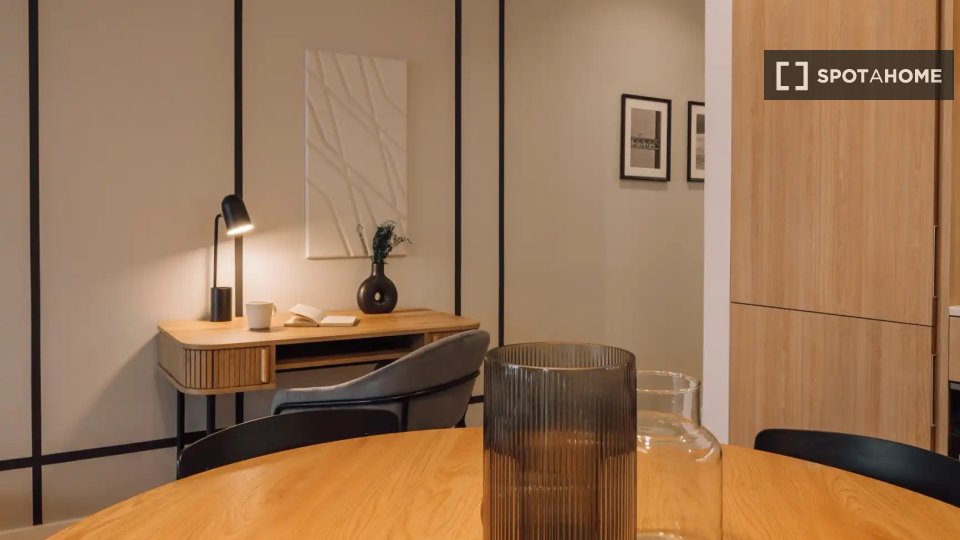 Apartment Lisbon, 2 beds — photo 11
