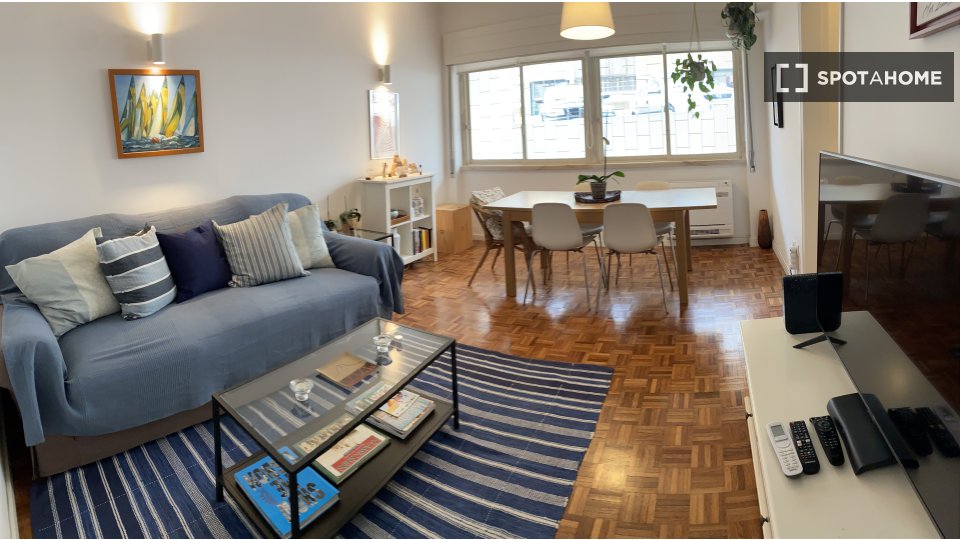 Apartment Lisbon, 2 beds, 70m² — photo 15