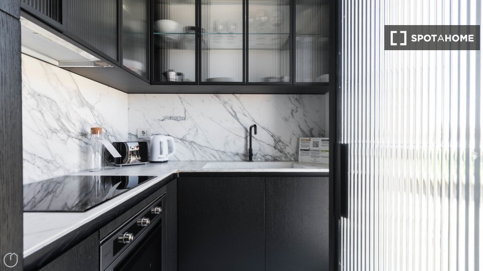 Apartment Milan, 1 bed, 43m² — photo 15