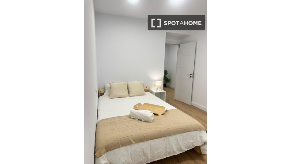 Double room Las_Palmas_De_Gran_Canaria, 6 beds — photo 1