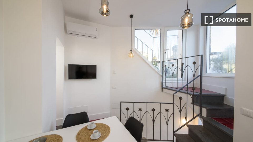 Apartment Naples, 1 bed — photo 9