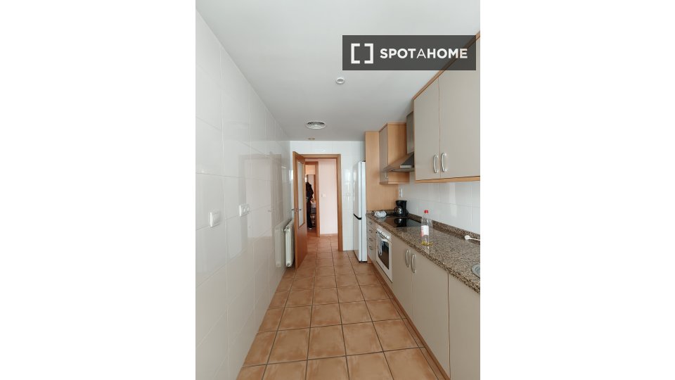 Apartment Alicante, 2 beds, 80m² — photo 4