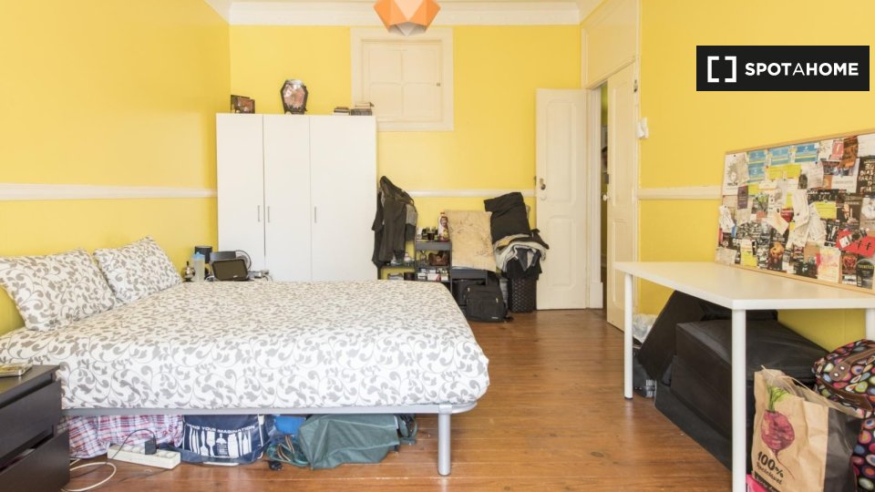Double room Lisbon, 6 beds — photo 2