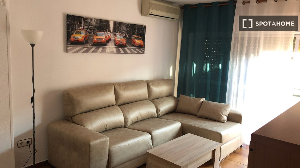 Apartment Granada, 3 beds, 75m² — photo 7