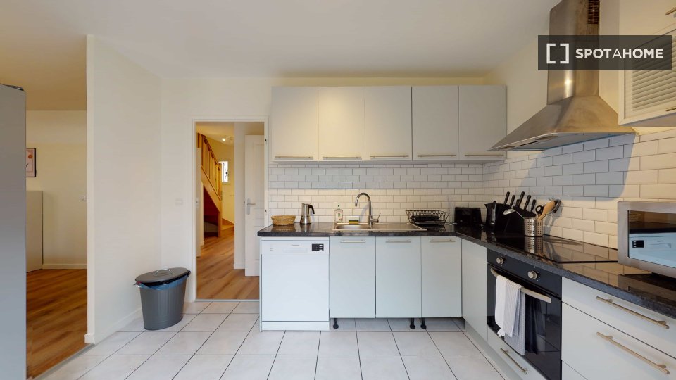 Double room Paris, 21 beds — photo 29