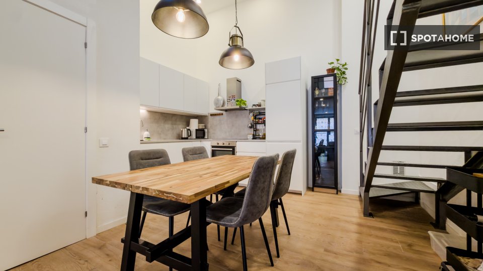 Apartment Barcelona, 3 beds, 105m² — photo 22