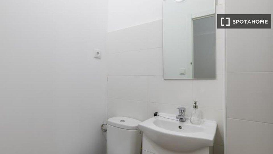 Habitación doble Valencia, 8 habitaciones — foto 11