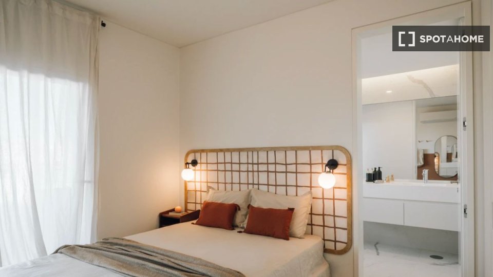 Apartment Lisbon, 2 beds — photo 11