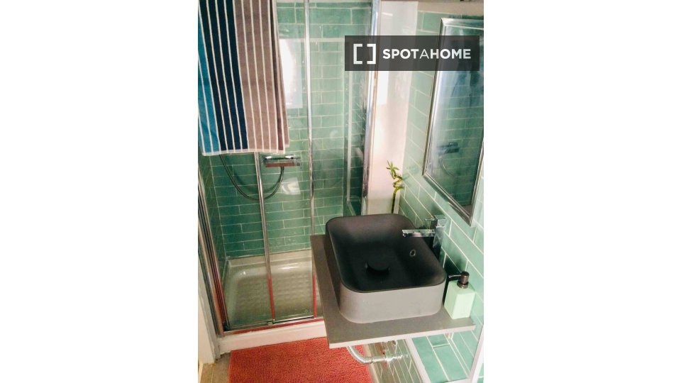 Apartment mono Lisbon — photo 13