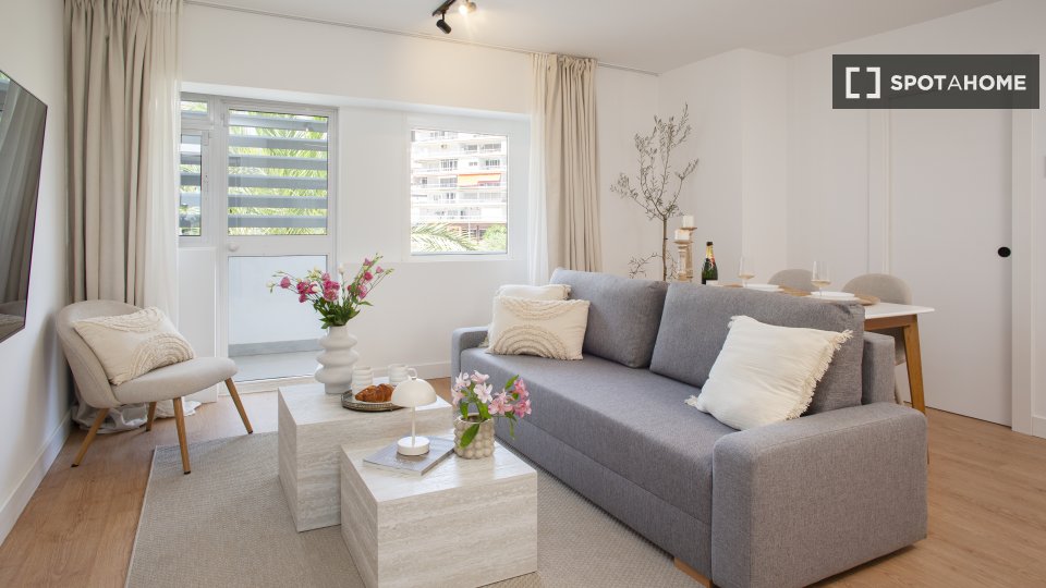Apartment Malaga, 2 beds, 47m² — photo 1