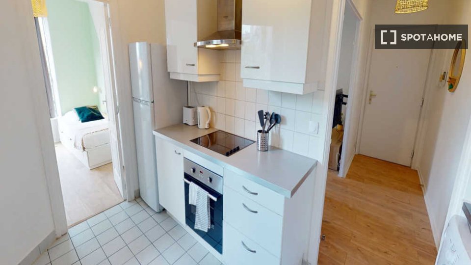 Double room Paris, 4 beds, 80m² — photo 13