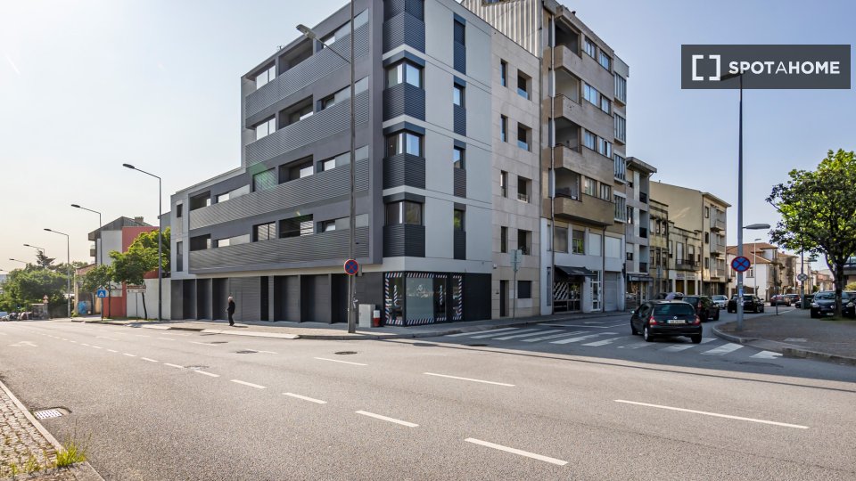 Apartment Porto, 2 beds, 85m² — photo 3