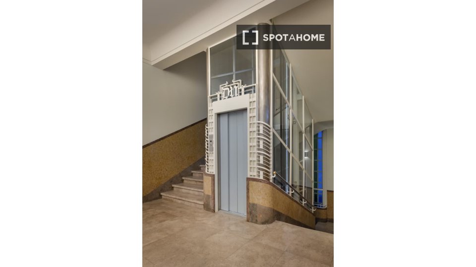 Apartment mono Lisbon, 77m² — photo 11
