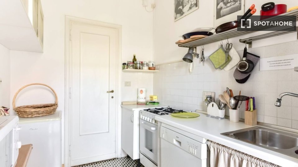 Apartment Rome, 1 bed — photo 17