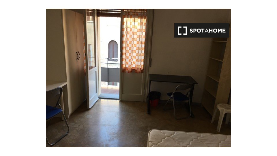Double room Bologna, 2 beds — photo 2
