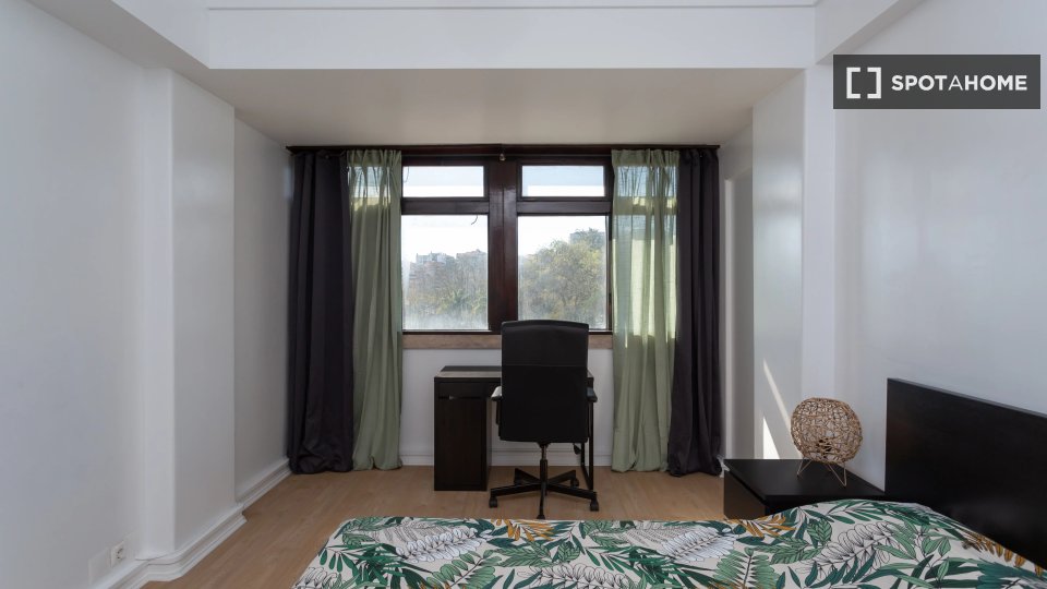 Double room Lisbon, 10 beds — photo 5
