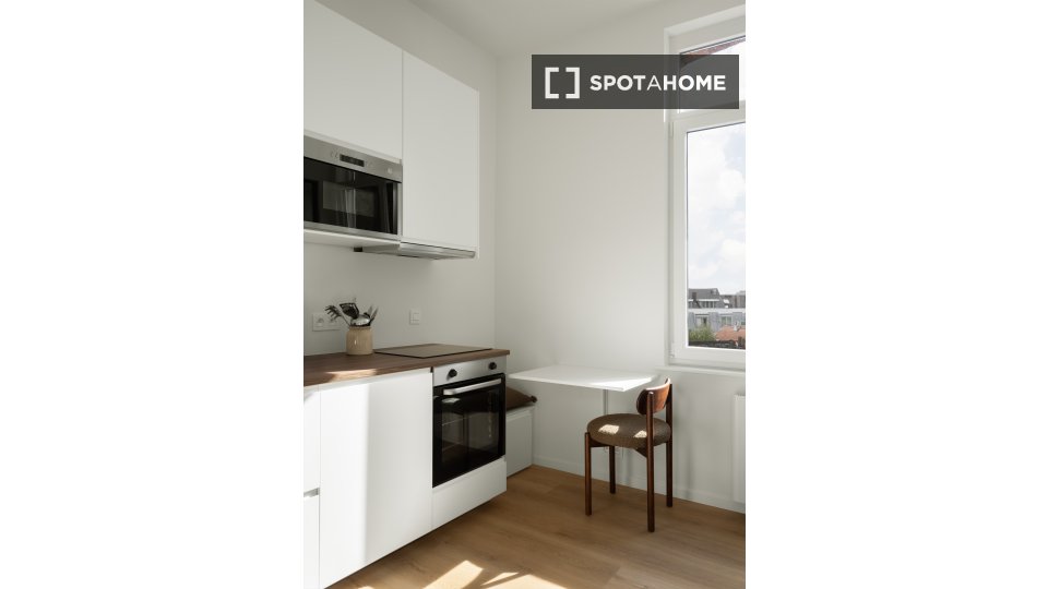 Apartment Brussels, 1 bed, 30m² — photo 9