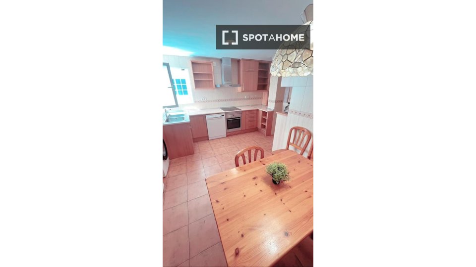 Double room Madrid, 6 beds — photo 14