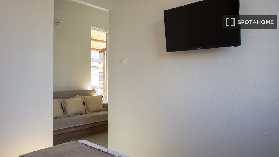 Apartment mono Athens, 28m² — photo 3