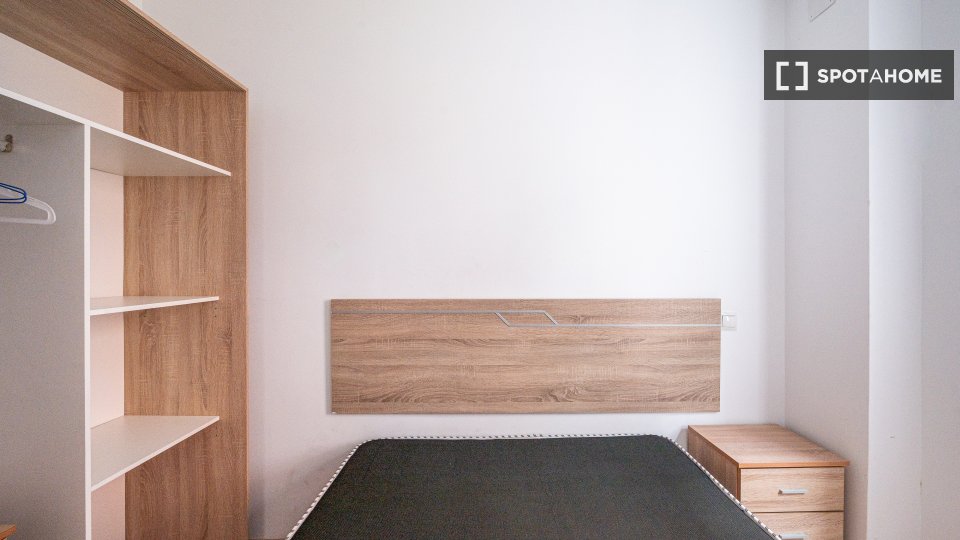 Apartment Madrid, 2 beds — photo 14
