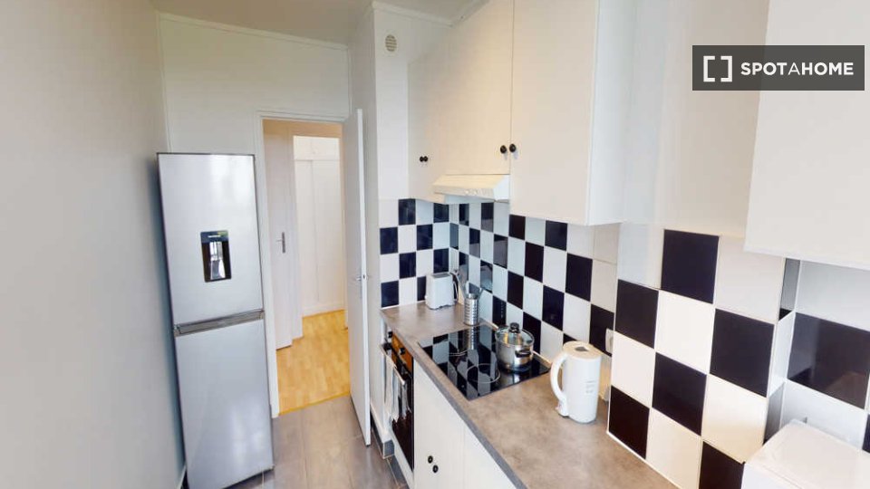 Double room Paris, 4 beds, 80m² — photo 17