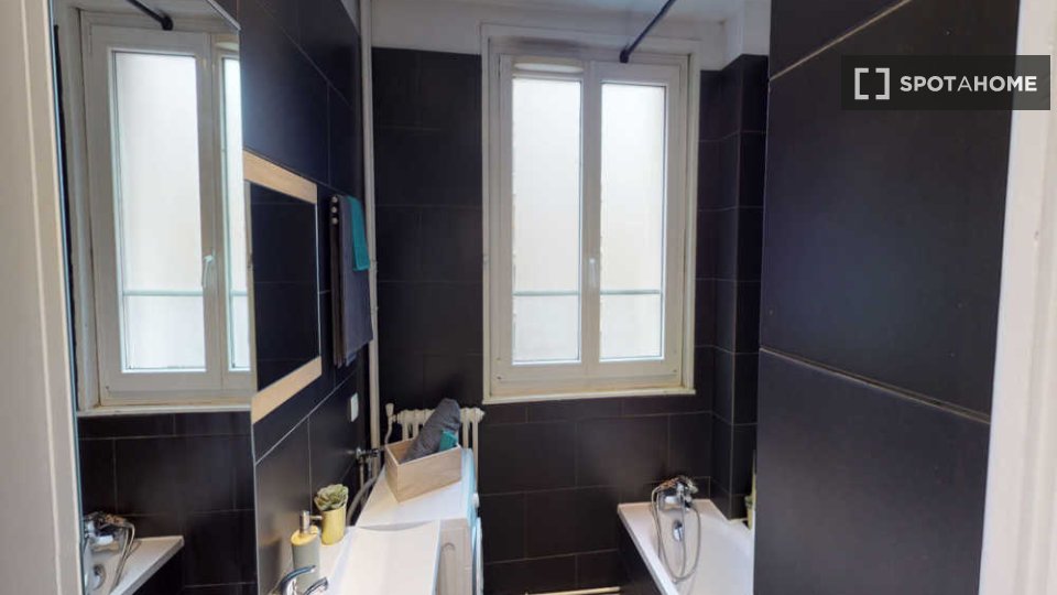 Double room Paris, 4 beds, 90m² — photo 4