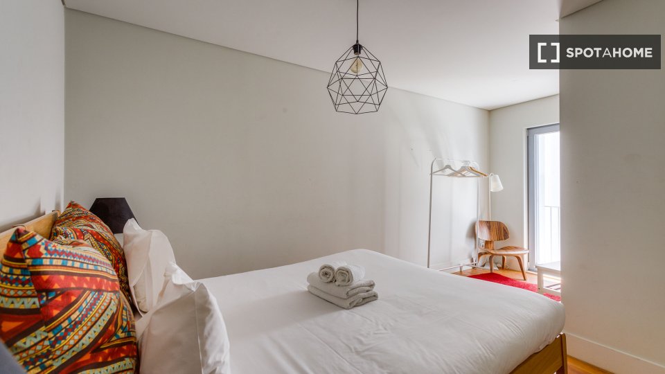 Apartment Lisbon, 2 beds — photo 34