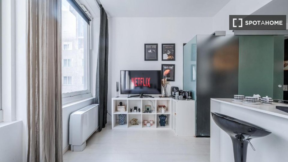 Apartment Milan, 1 bed — photo 10