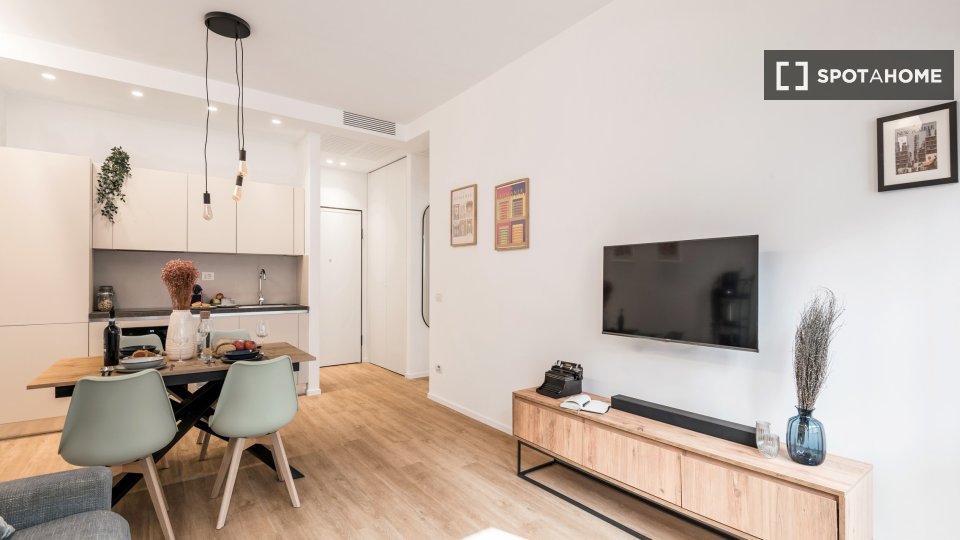 Apartment Rome, 1 bed — photo 4