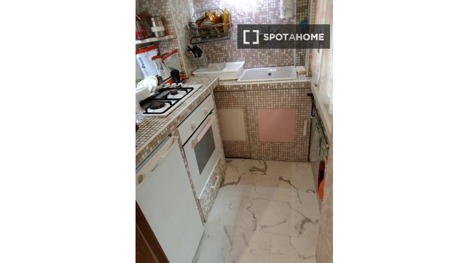 Apartment Rome, 1 bed — photo 14