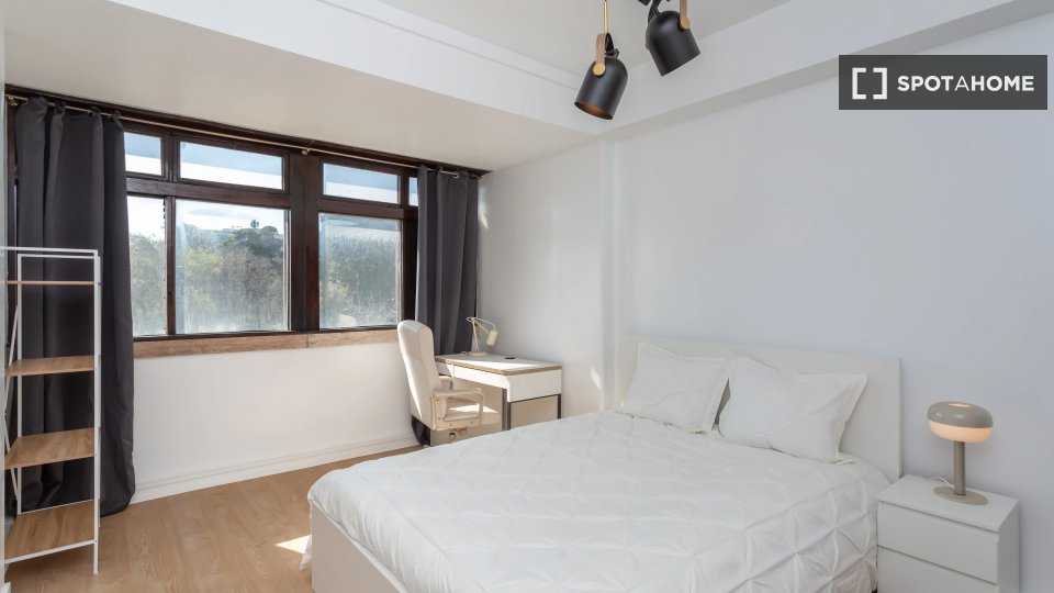 Double room Lisbon, 10 beds — photo 2