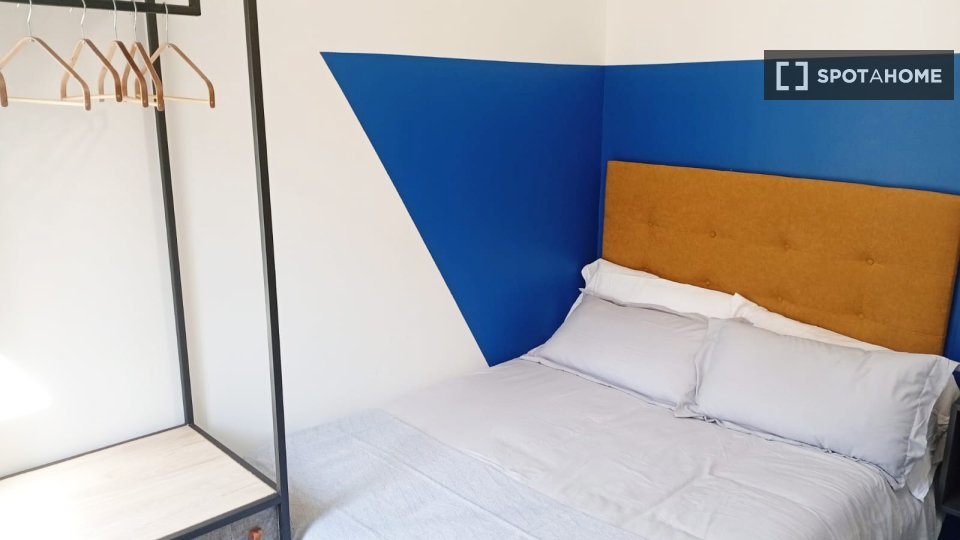 Double room Madrid, 8 beds — photo 26
