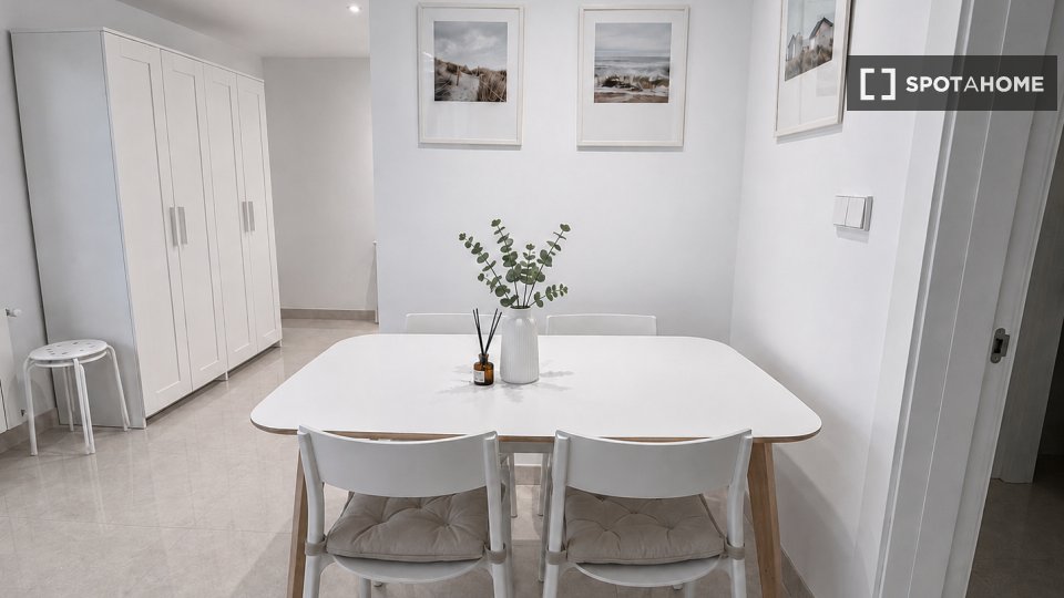 Apartment Alicante, 2 beds — photo 15