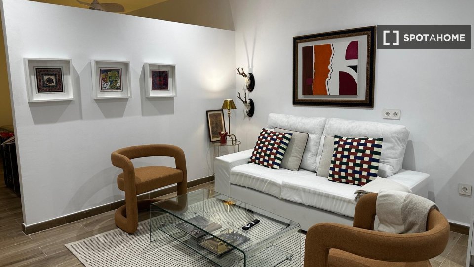 Apartment Seville, 1 bed, 67m² — photo 16