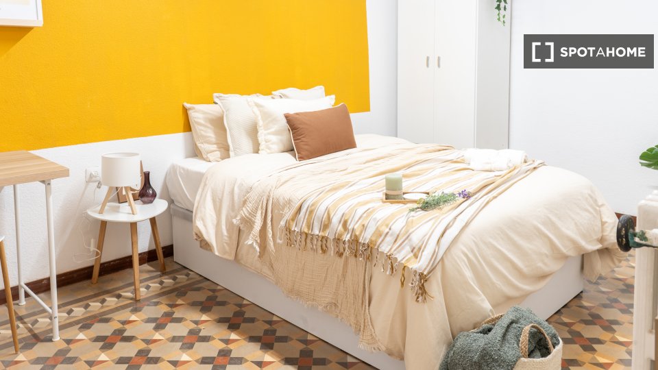 Double room Barcelona, 10 beds, 150m² — photo 97