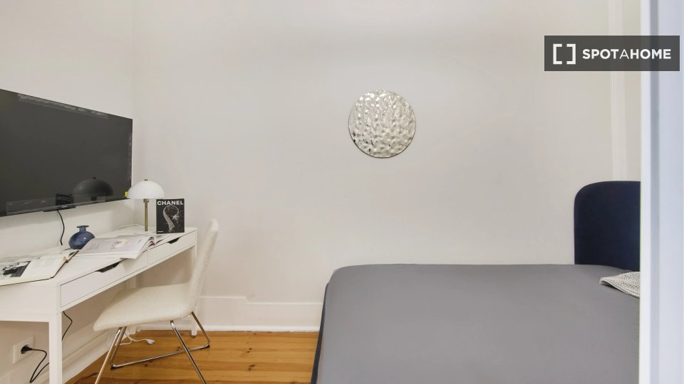 Double room Lisbon, 9 beds — photo 2