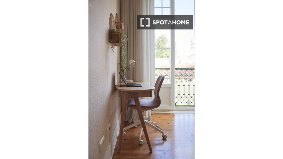 Double room Lisbon, 7 beds — photo 16