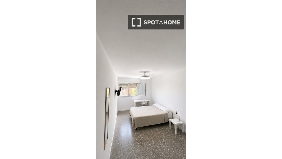 Habitación en piso compartido en alquiler en Murcia