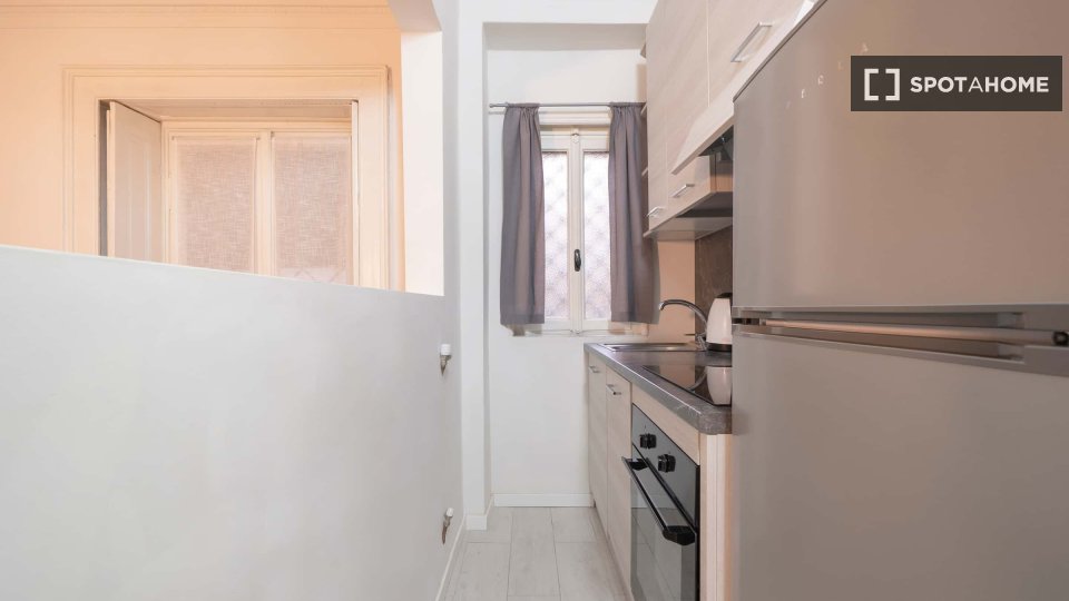Apartment Milan, 2 beds, 69m² — photo 10