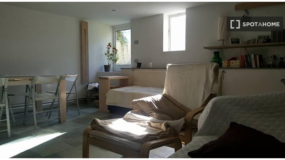 Double room Rome, 2 beds — photo 9