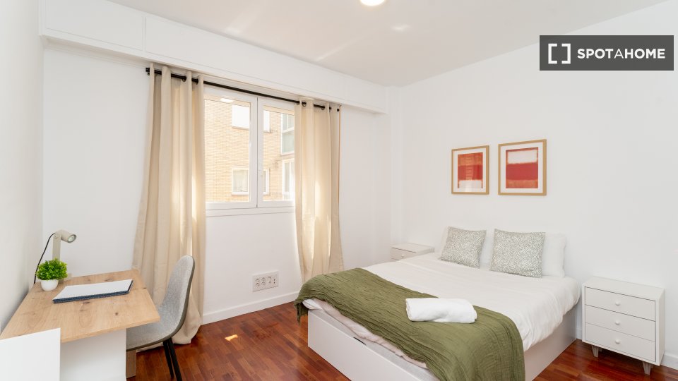 Double room Madrid, 7 beds — photo 24