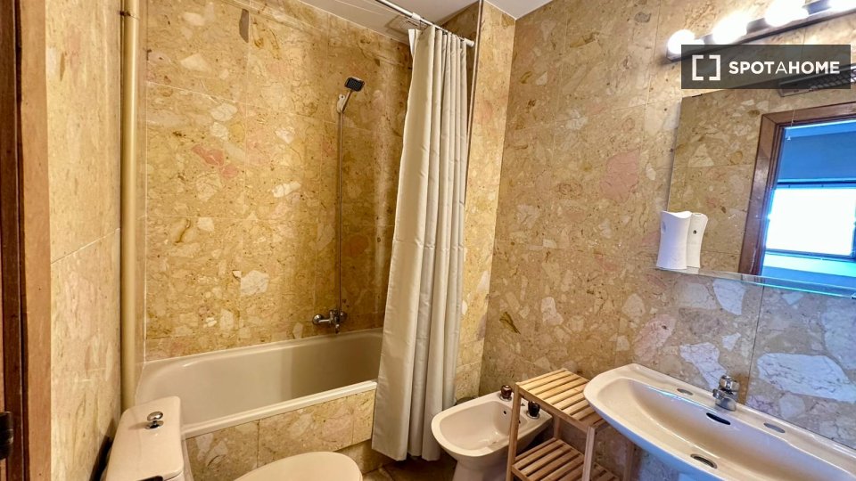 Apartment Madrid, 1 bed, 45m² — photo 3