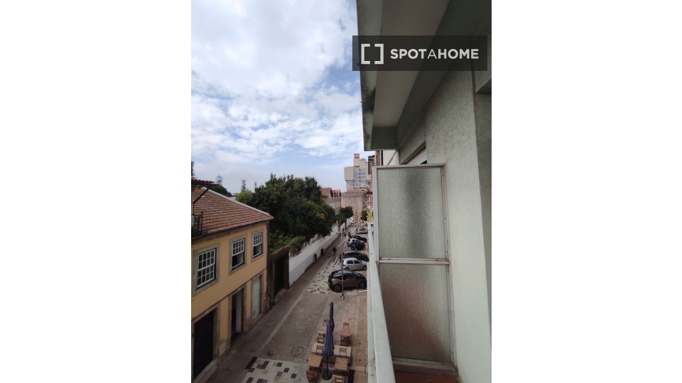Double room Porto, 4 beds, 100m² — photo 13
