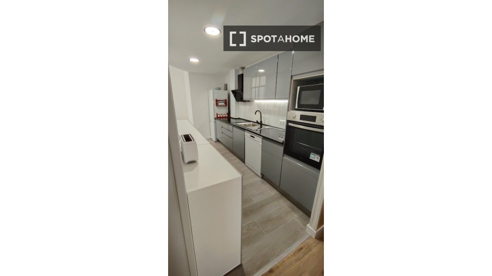 Double room Cartagena, 4 beds, 101m² — photo 11