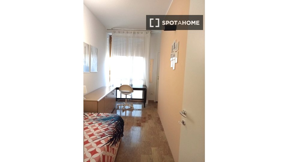 Double room Milan, 4 beds, 100m² — photo 1